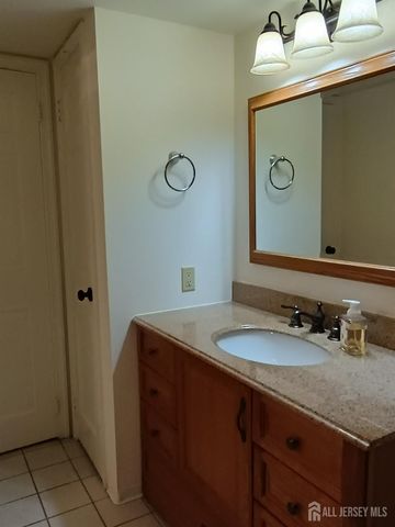 73 Rossmoor Dr Drive A, Monroe, NJ 08831