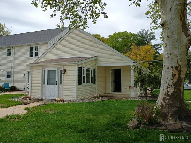 73 Rossmoor Dr Drive A, Monroe, NJ 08831