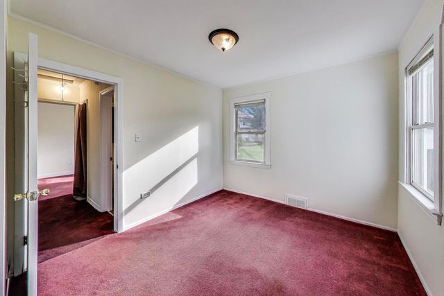 7339 S Park Avenue, Burr Ridge, IL 60527