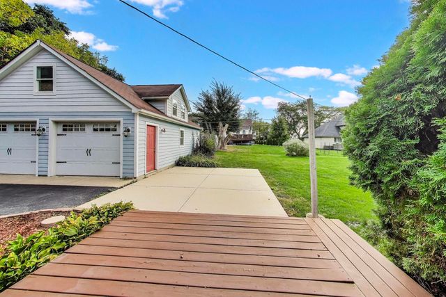 7339 S Park Avenue, Burr Ridge, IL 60527