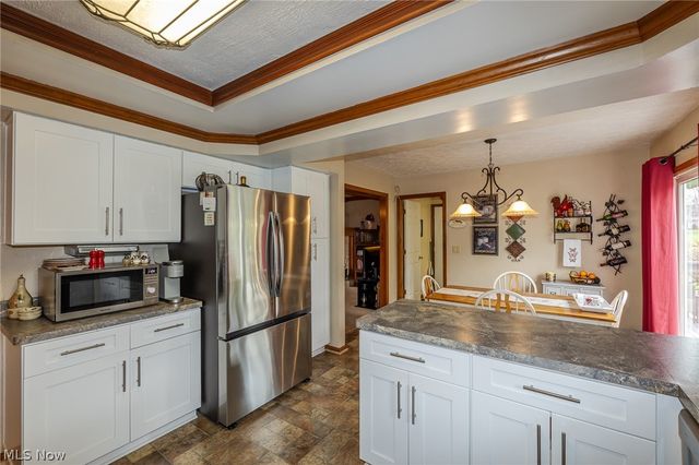 12720 Cottonwood Lane, North Royalton, OH 44133