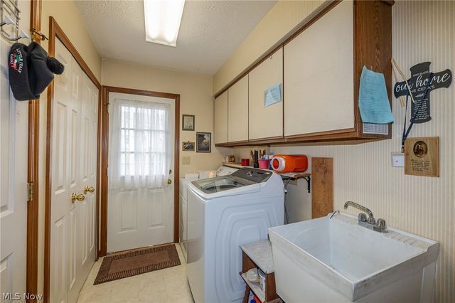 12720 Cottonwood Lane, North Royalton, OH 44133