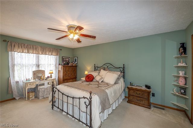 12720 Cottonwood Lane, North Royalton, OH 44133