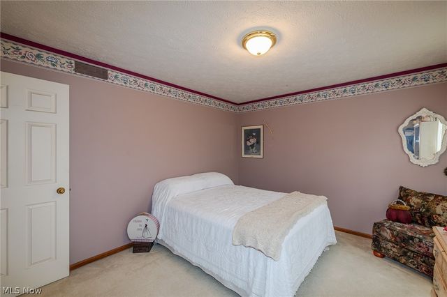 12720 Cottonwood Lane, North Royalton, OH 44133
