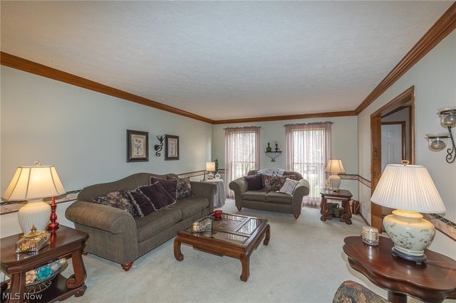 12720 Cottonwood Lane, North Royalton, OH 44133