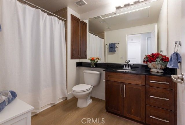 2400 Scholarship, Irvine, CA 92612