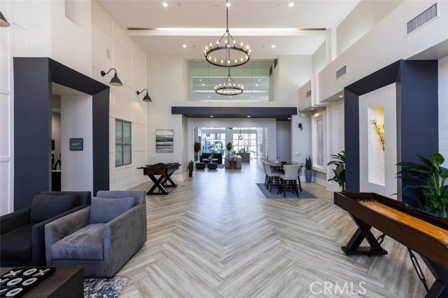 2400 Scholarship, Irvine, CA 92612