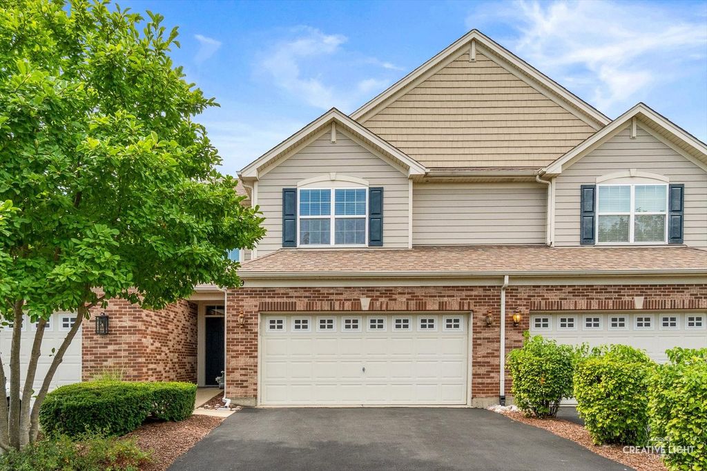 1209 John Hancock Drive, Bolingbrook, IL 60490
