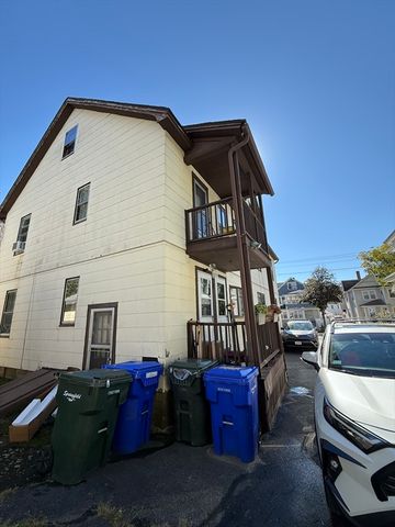 82-84 Maryland St, Springfield, MA 01108