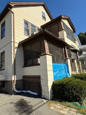 82-84 Maryland St, Springfield, MA 01108