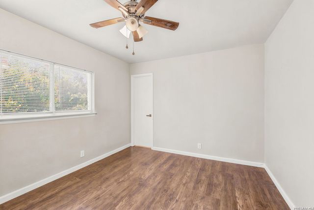 9202 Chinon, San Antonio, TX 78250