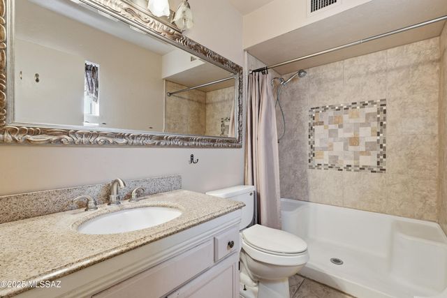 1601 S Santa Belia, Green Valley, AZ 85614