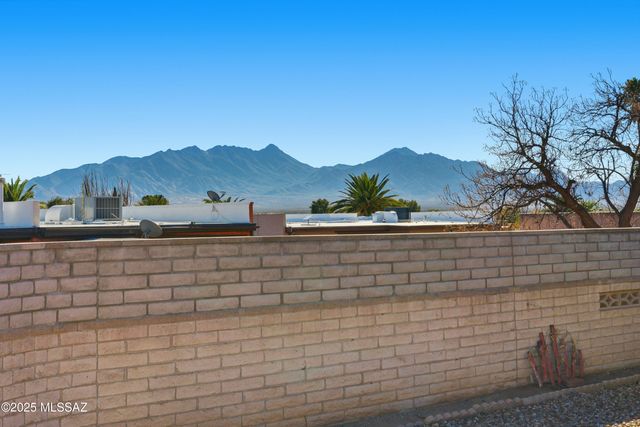 1601 S Santa Belia, Green Valley, AZ 85614