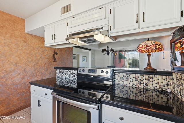 1601 S Santa Belia, Green Valley, AZ 85614