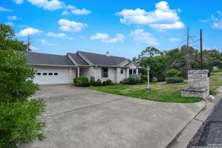 1306 Lytle, Kerrville, TX 78028
