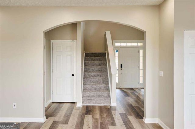 311 Park Creek Ridge, Woodstock, GA 30188