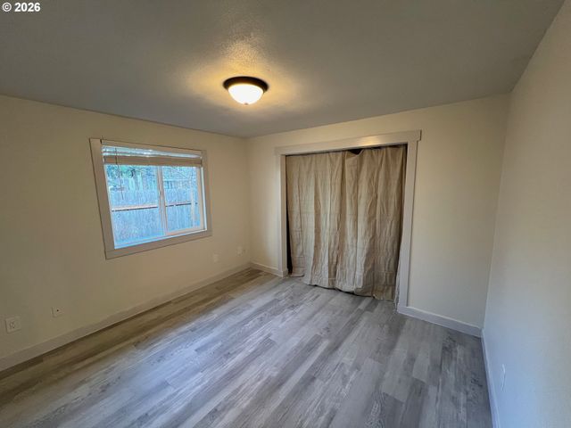 7322 N ALBINA Ave, Portland, OR 97217