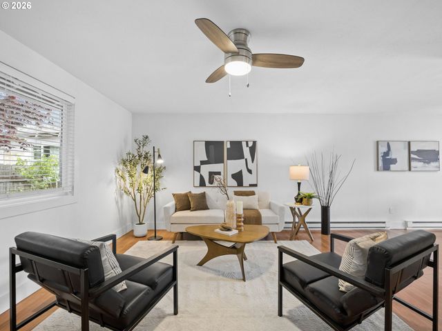 7322 N ALBINA Ave, Portland, OR 97217