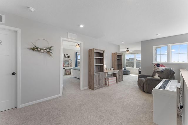1847 Ivy Street, Shakopee, MN 55379