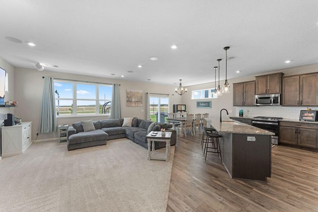 1847 Ivy Street, Shakopee, MN 55379