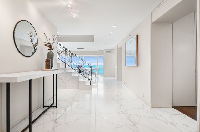 100 E Huron Street 4803, Chicago, IL 60611