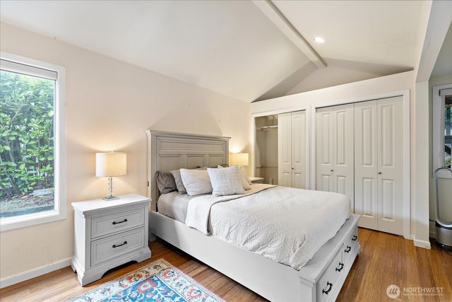 16917 SE 38th Place, Bellevue, WA 98008