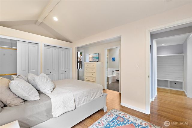 16917 SE 38th Place, Bellevue, WA 98008