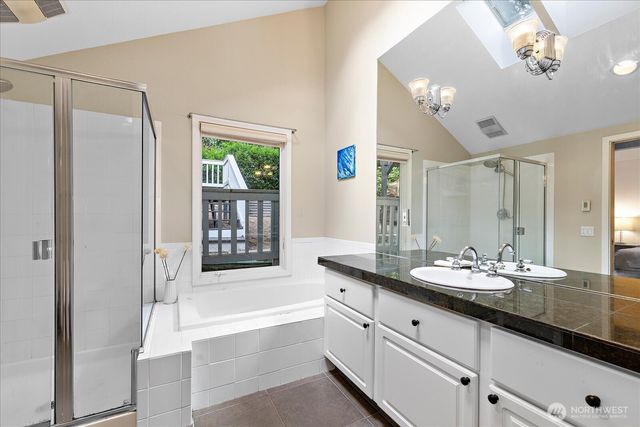 16917 SE 38th Place, Bellevue, WA 98008