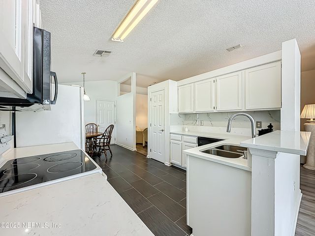 1317 PORTSIDE Drive, Fleming Island, FL 32003