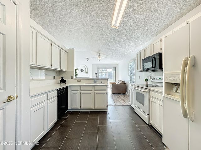 1317 PORTSIDE Drive, Fleming Island, FL 32003