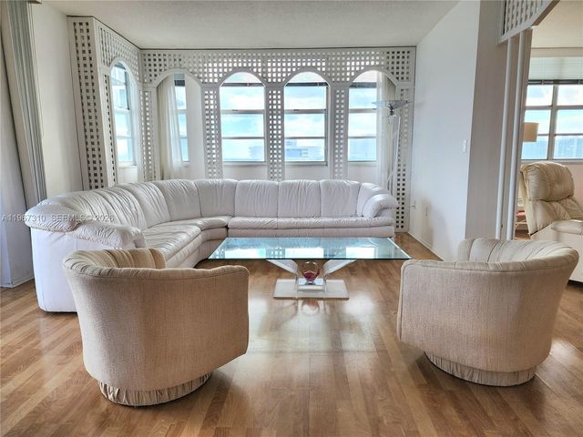 1980 S Ocean Dr PHE, Hallandale Beach, FL 33009