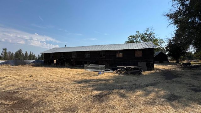 9916 W Newkirk Rd, Spokane, WA 99224