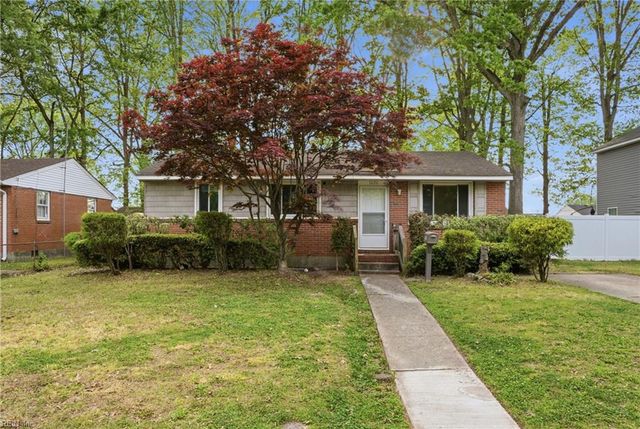 1206 Cleona DR, Chesapeake, VA 23324