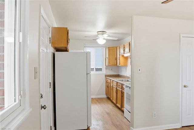 1206 Cleona DR, Chesapeake, VA 23324