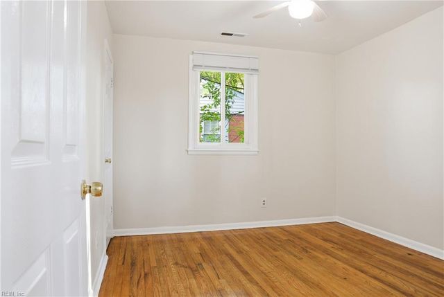 1206 Cleona DR, Chesapeake, VA 23324