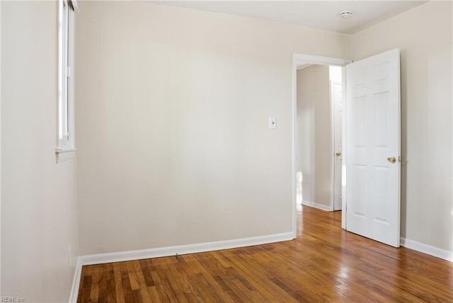 1206 Cleona DR, Chesapeake, VA 23324