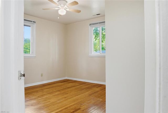 1206 Cleona DR, Chesapeake, VA 23324