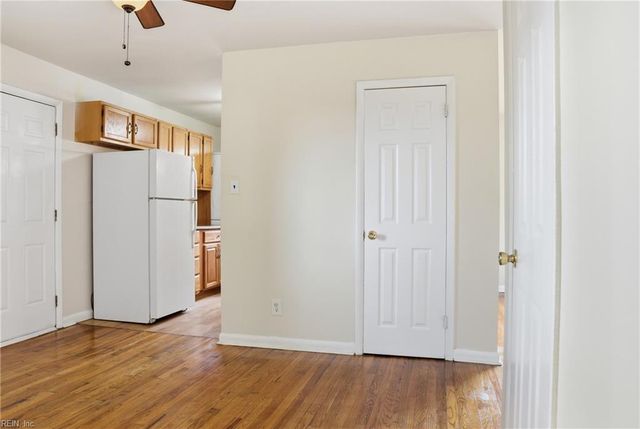 1206 Cleona DR, Chesapeake, VA 23324