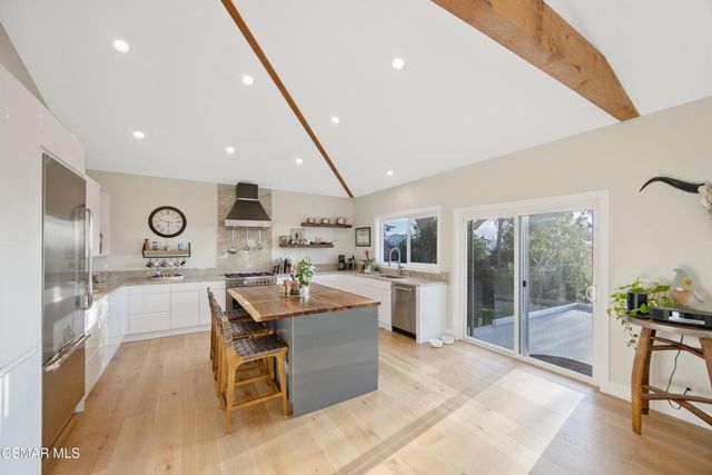 603 Lone Oak Drive, Thousand Oaks, CA 91362