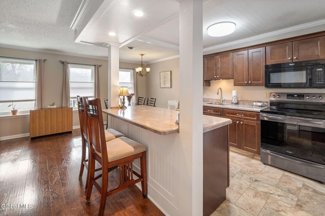 1701 Cambridge Manor Drive, Scotia, NY 12302