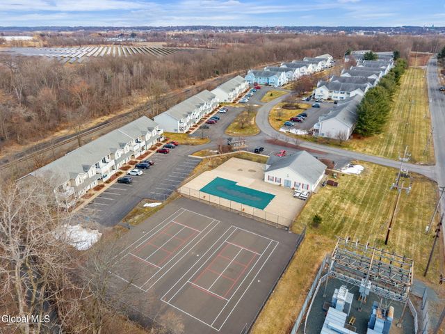 1701 Cambridge Manor Drive, Scotia, NY 12302
