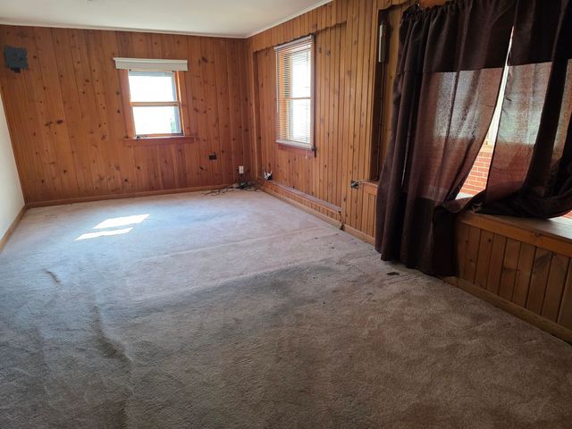 1509 Highview Drive, Des Moines, IA 50315