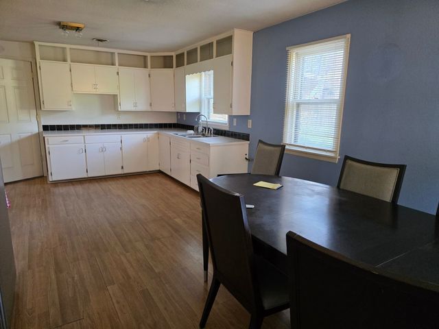 1509 Highview Drive, Des Moines, IA 50315