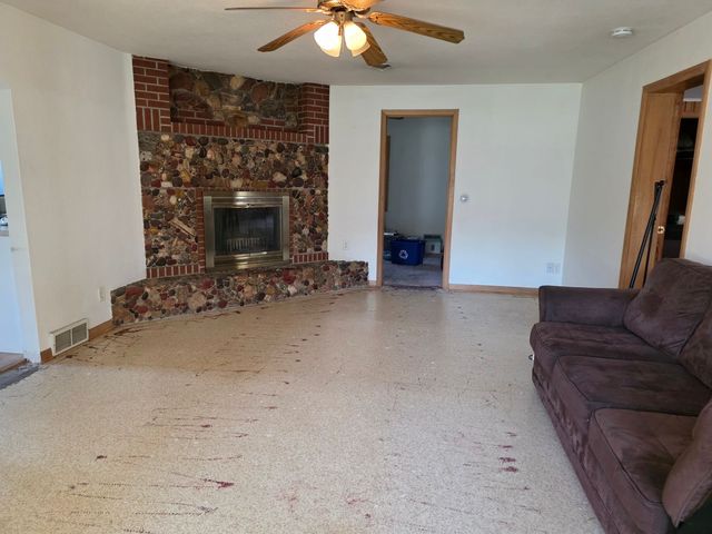 1509 Highview Drive, Des Moines, IA 50315