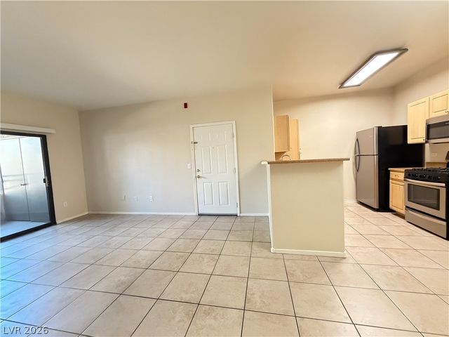 8250 GRAND CANYON Drive 1170, Las Vegas, NV 89166