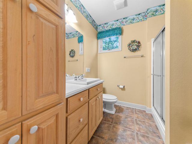 15 Lago Drive, Hot Springs Village, AR 71909