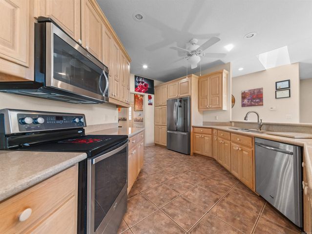 15 Lago Drive, Hot Springs Village, AR 71909