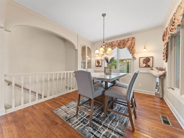 15 Lago Drive, Hot Springs Village, AR 71909
