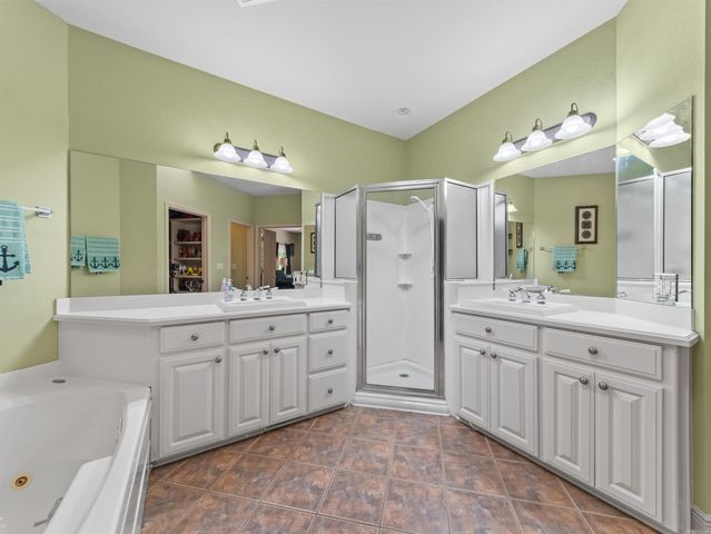 15 Lago Drive, Hot Springs Village, AR 71909