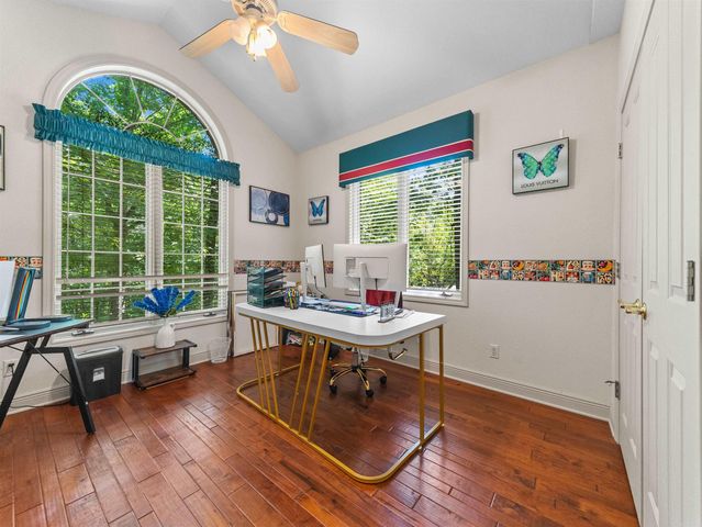 15 Lago Drive, Hot Springs Village, AR 71909